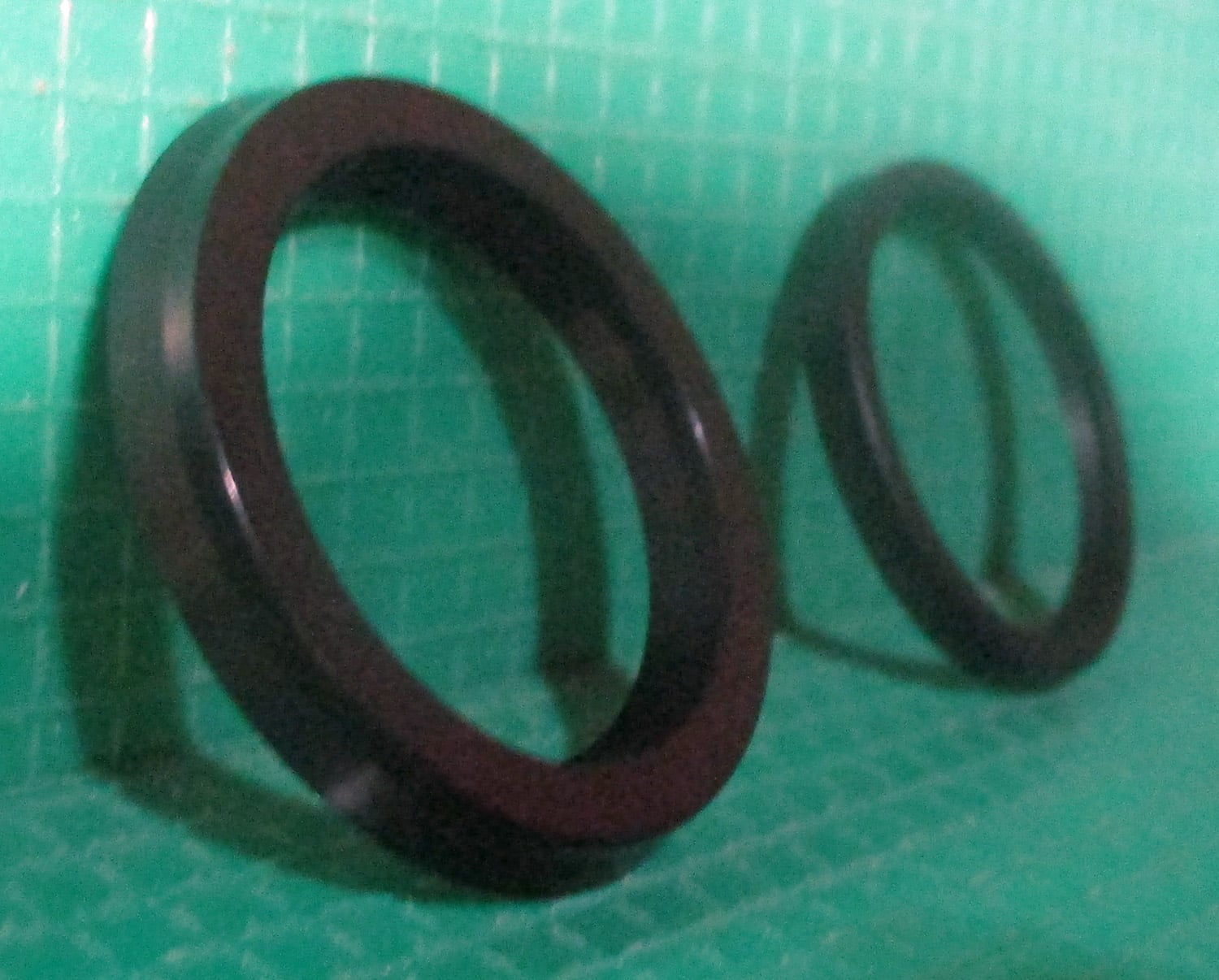 3 1/4" Cylinder Seal Kit For Piston Table Rod w/Extra Parts 18 3 1/4" Cylinder Seal Kit For Piston Table Rod w/Extra Parts