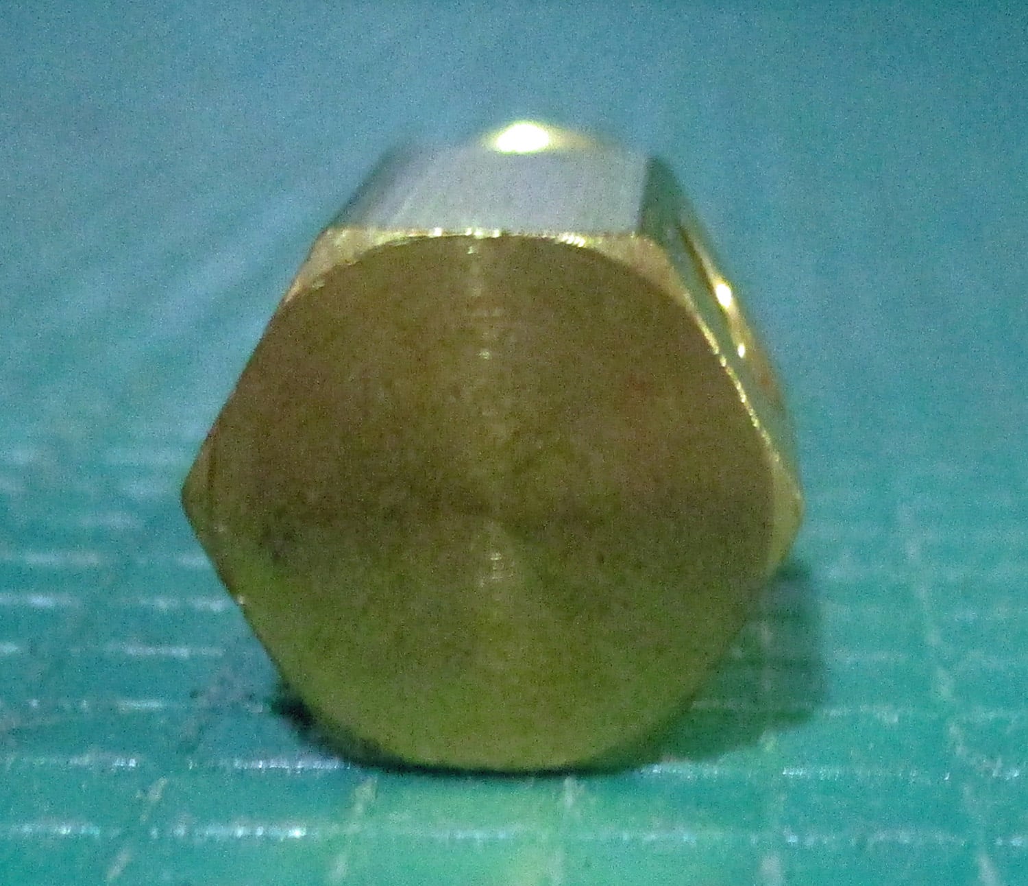 Fitting Signal, 1/8" NPT x 10-32, 7/8"L 5 Fitting Signal, 1/8" NPT x 10-32, 7/8"L