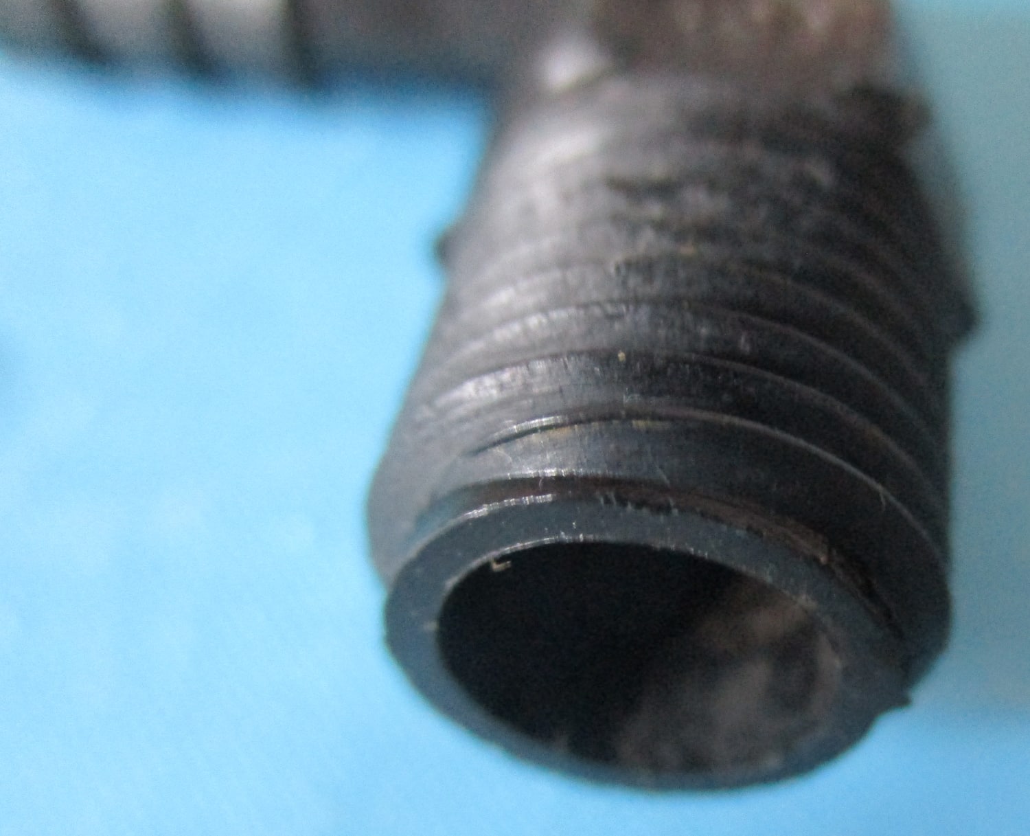 Elbow, Threaded 1/2" OD to Barbed 7/16" OD 6 Elbow, Threaded 1/2" OD to Barbed 7/16" OD