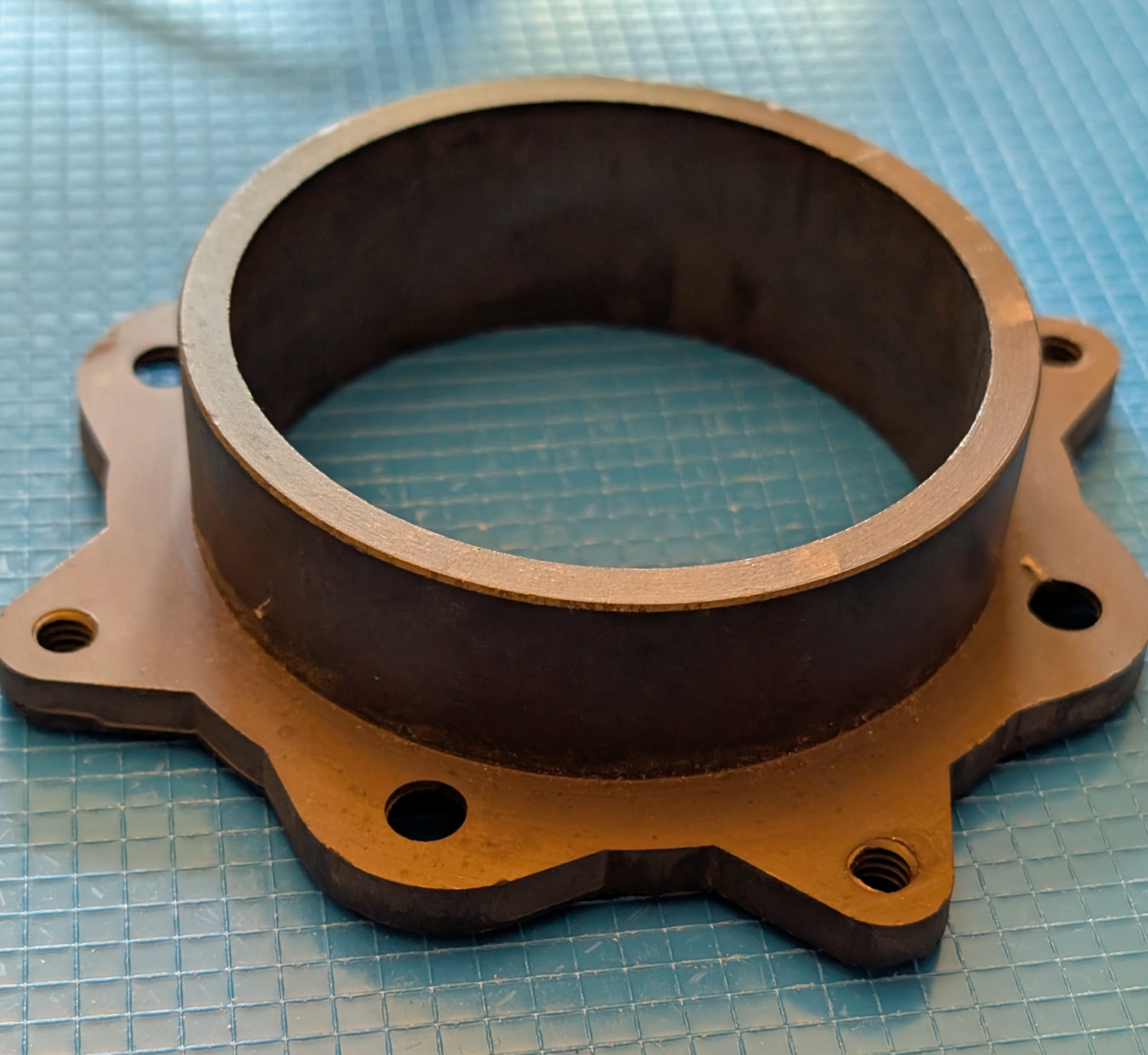 Housing Ring with Screws 4 Housing Ring with Screws