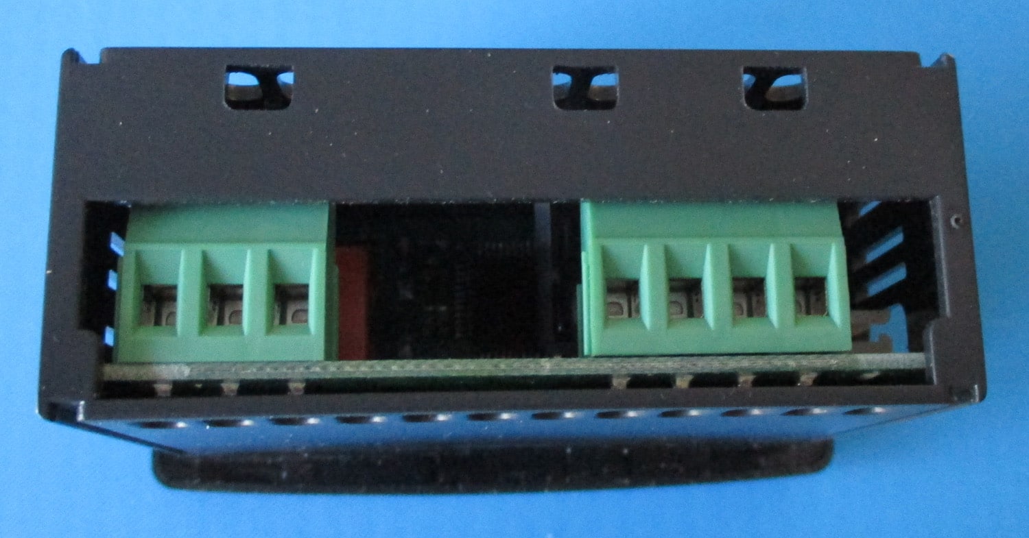 Electronic Controller w/1 Intervention Point 7 Electronic Controller w/1 Intervention Point