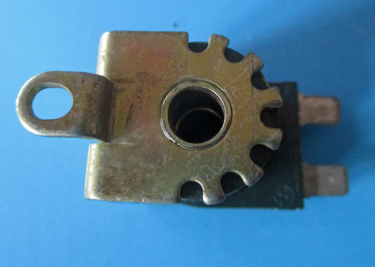 Coil for Water Valve, 208/240 Volt 4 Coil for Water Valve, 208/240 Volt - Image 2