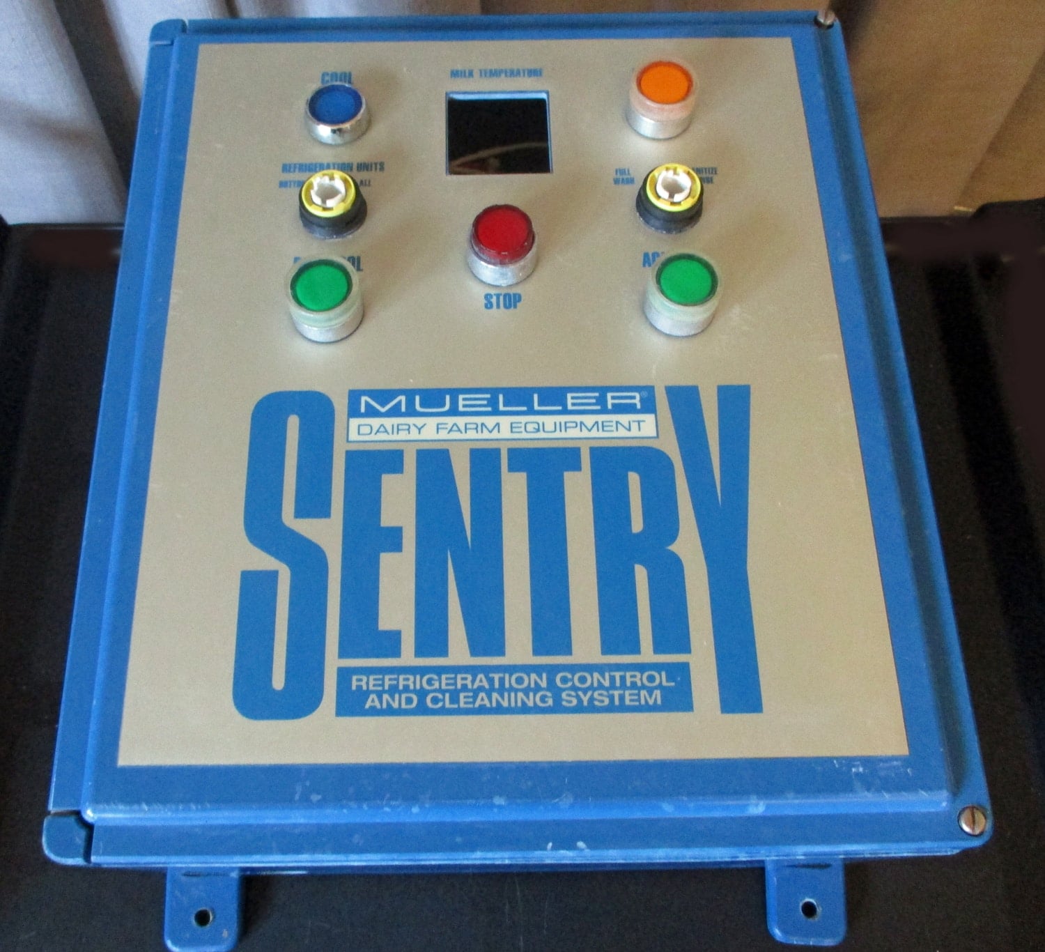 Mueller Sentry Refrigeration Control and Cleaning System 11 Mueller Sentry Refrigeration Control and Cleaning System