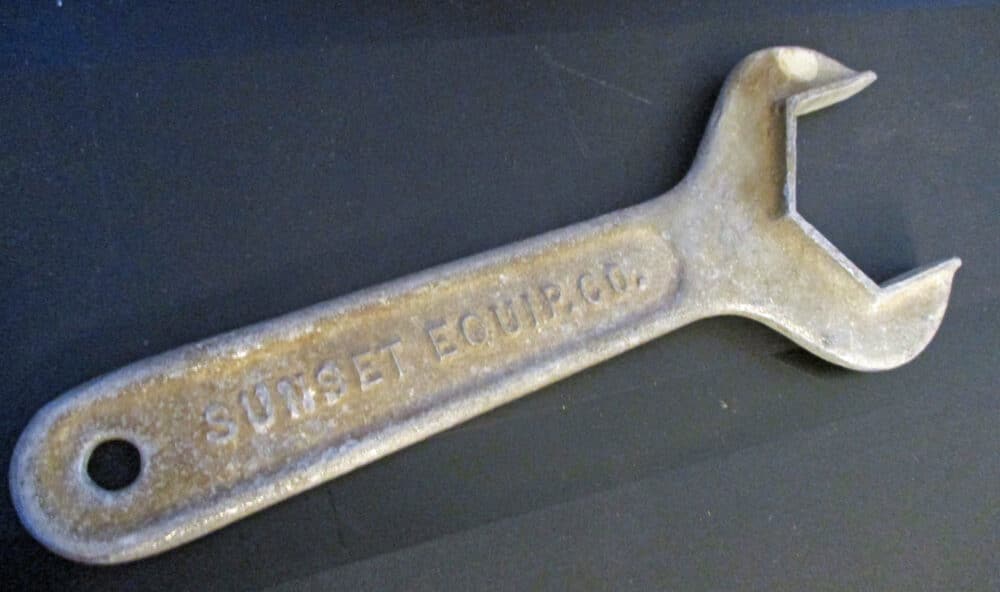 1 1/2 &Amp;Quot; Tank Wrench Single Side