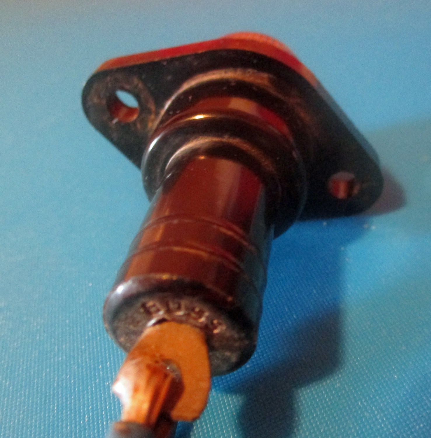 Holder for Fuse 7 close up