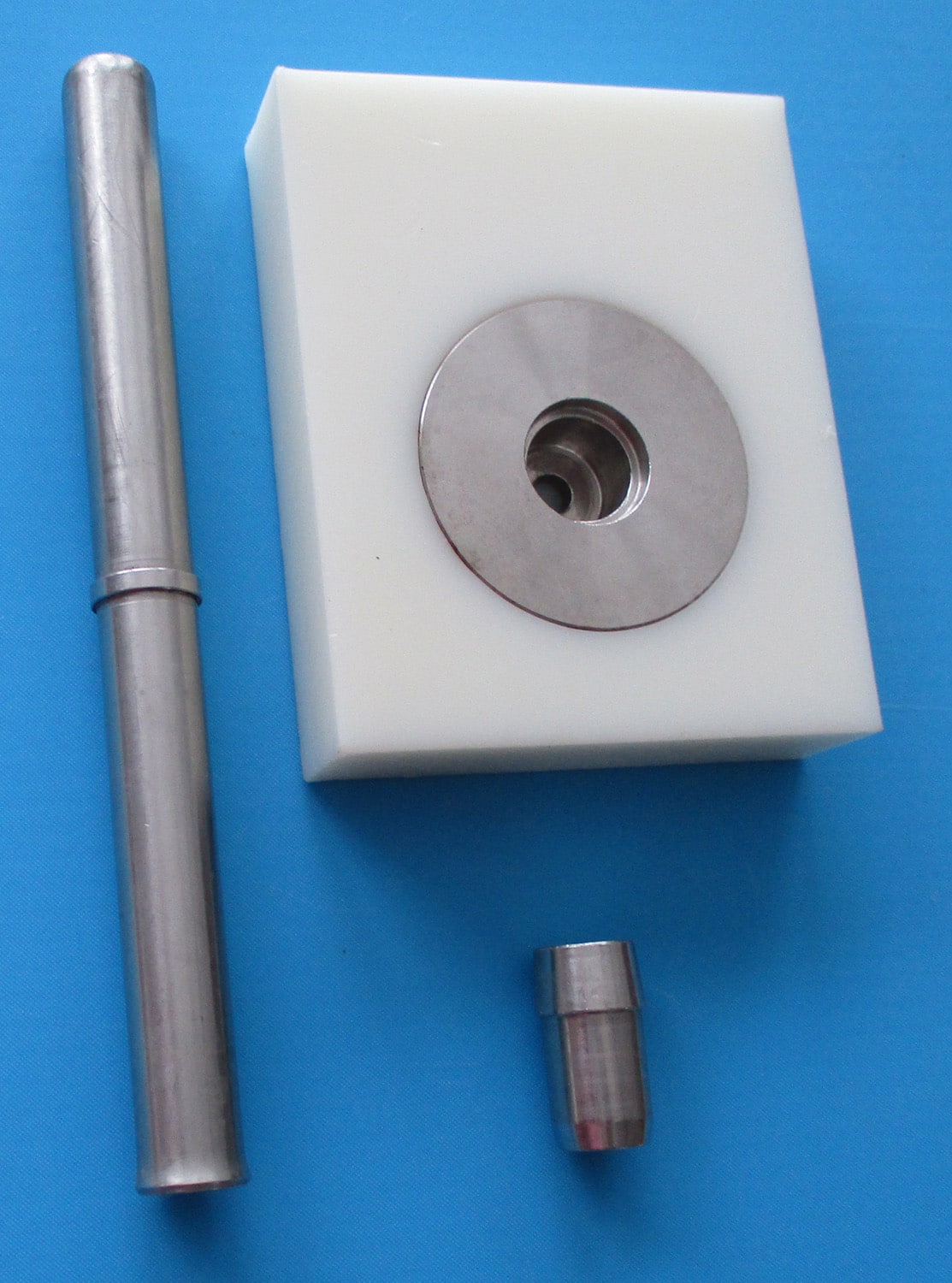 Tool For Replacing Milk Meter Valve