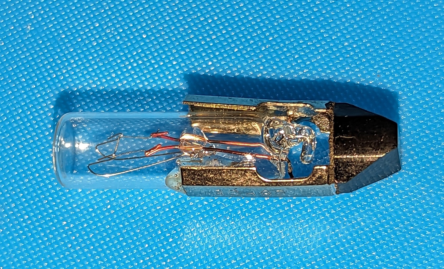Bulb, Pilot Light, 120V 5 close up