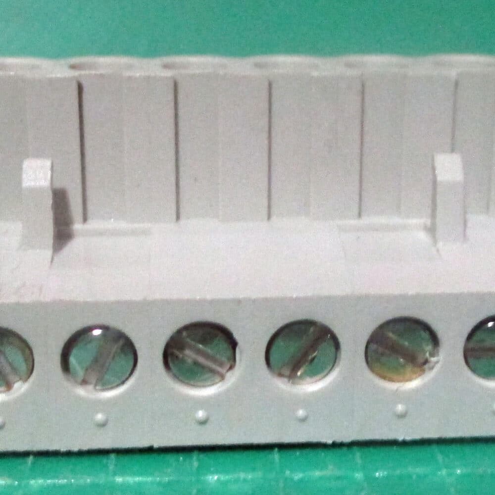 Terminal Strip, Gray, 6 - Place, 1 3/16&Quot;L