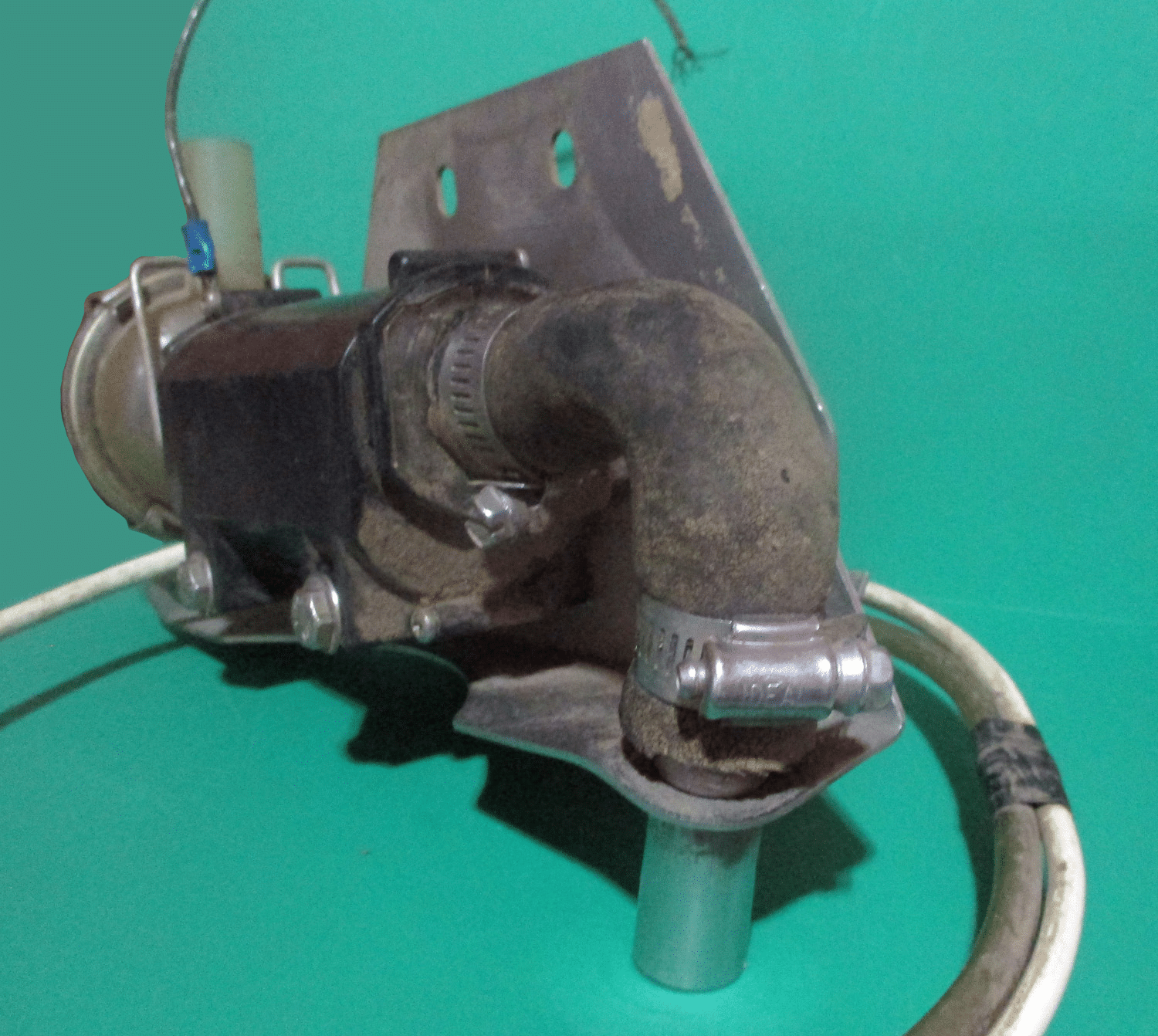 Detacher, Echo w/Bracket Right 5 close up