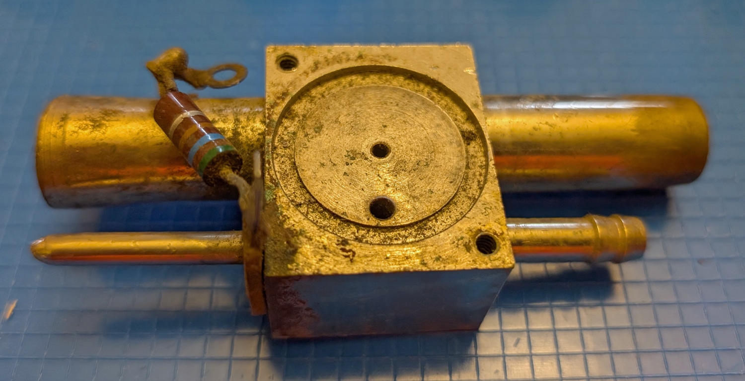 Pulsator Base Package 5 close up