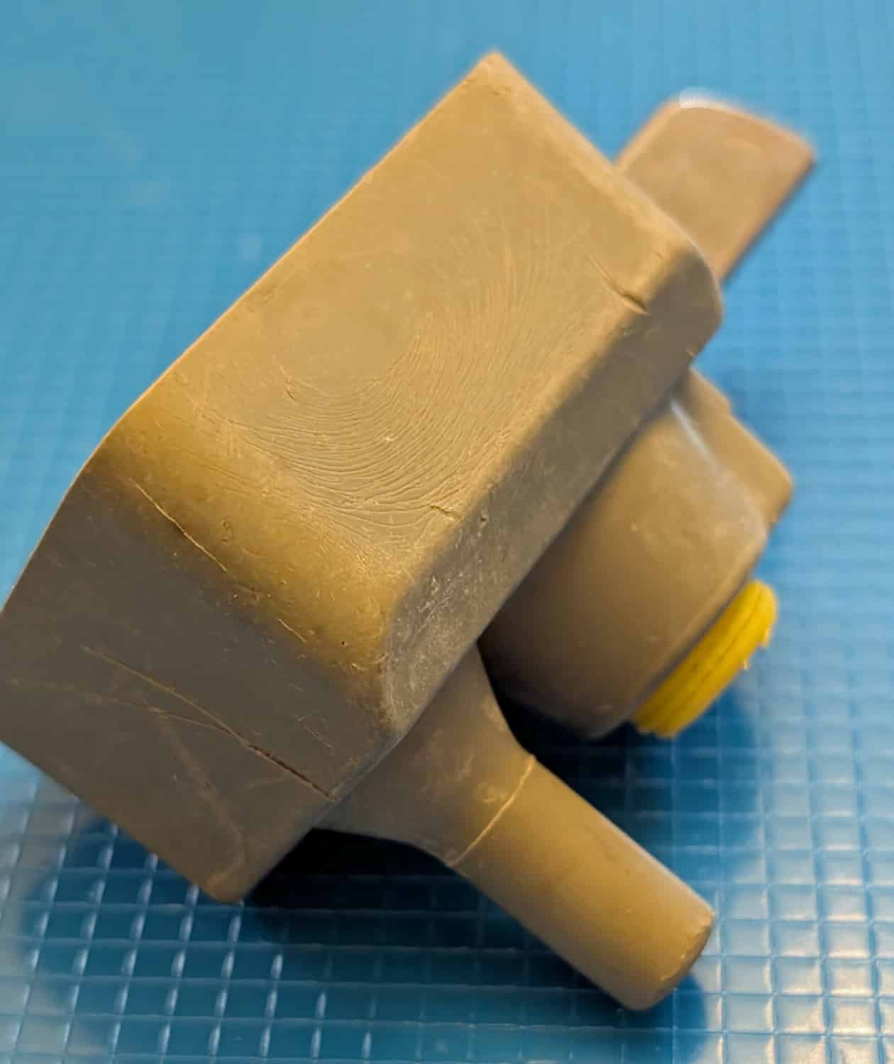 Base for Movable Single Pulsator, Square Connection 5 close up