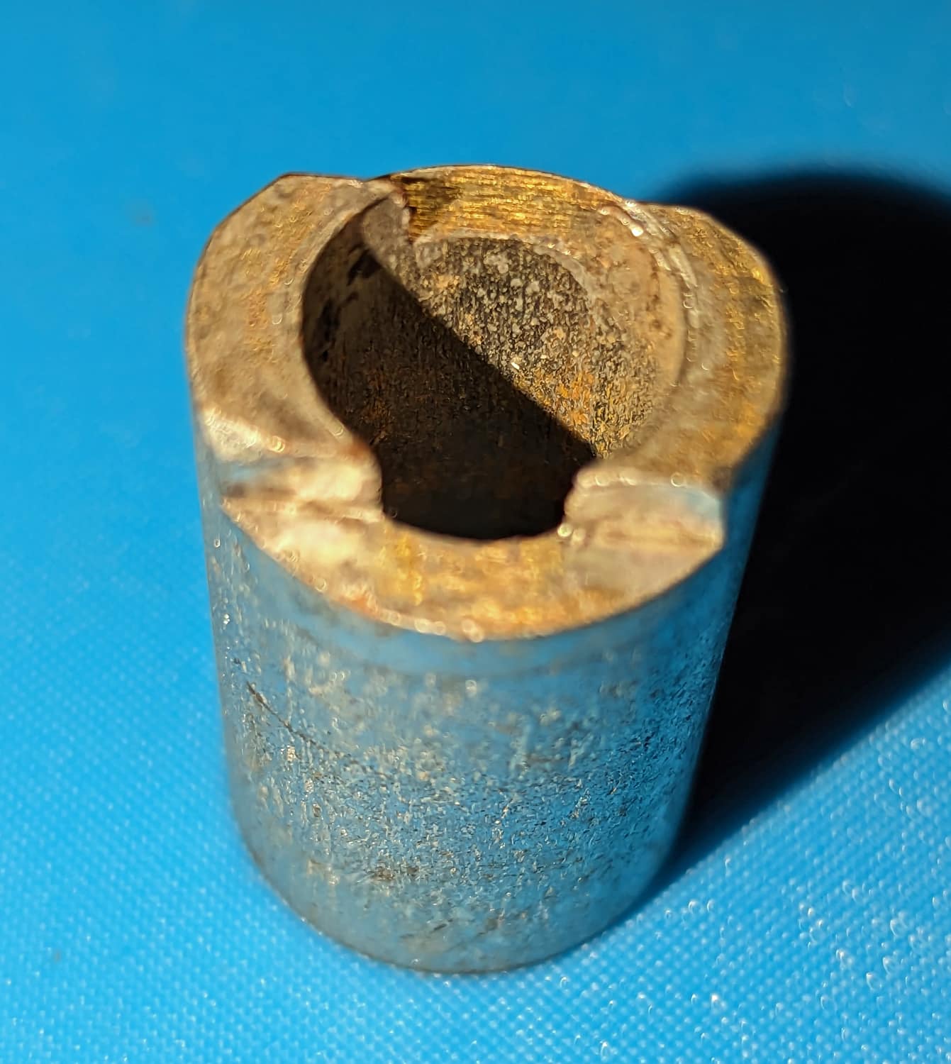 Spacer, Bushing 4 close up