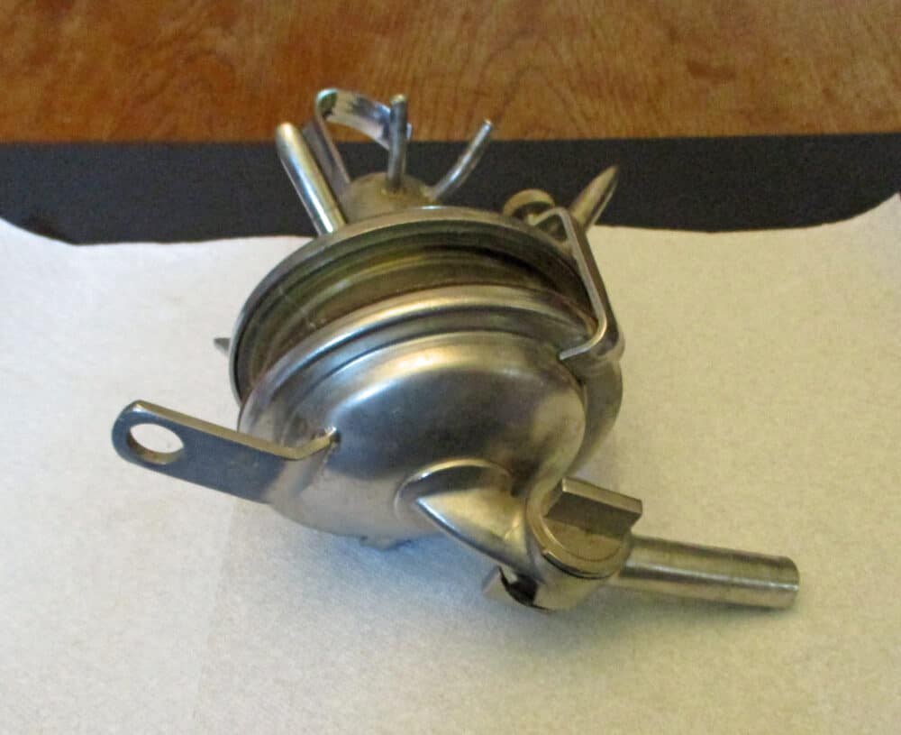Claw, Mini Cup W/ Shut Off - Image 3