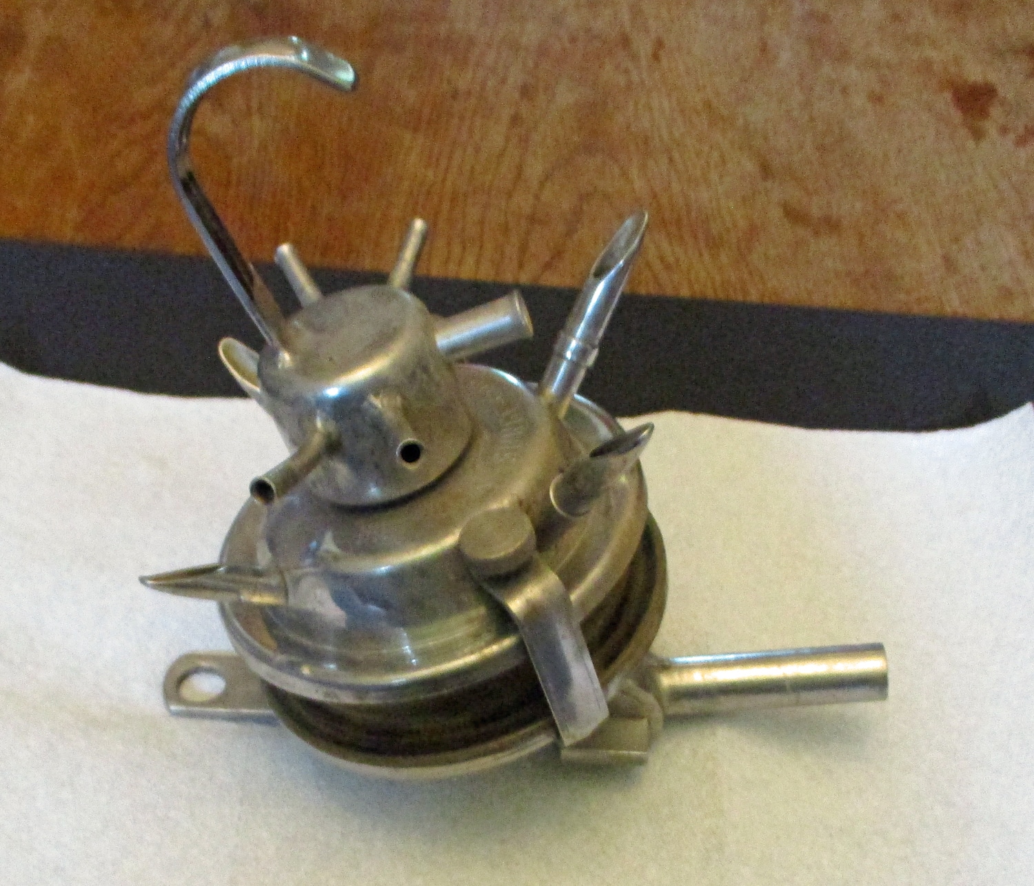 Claw, Mini Cup W/ Shut Off - Image 4