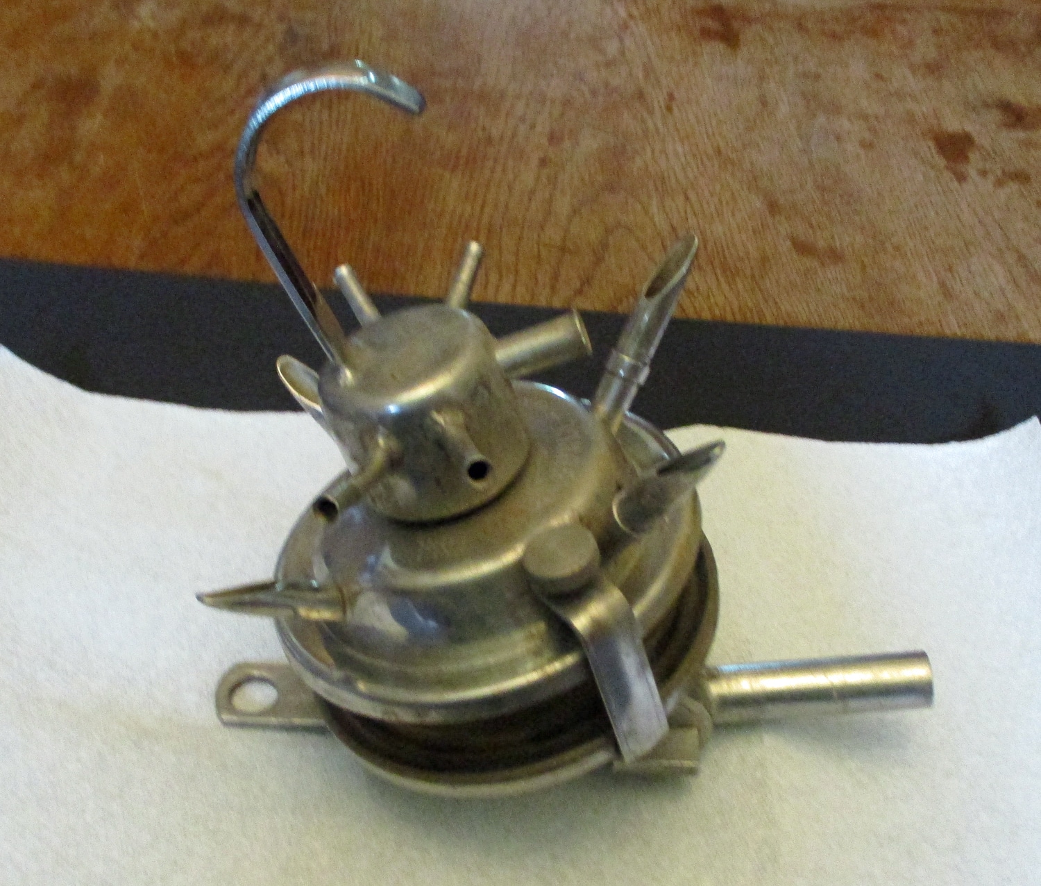 Claw, Mini Cup W/ Shut Off - Image 5