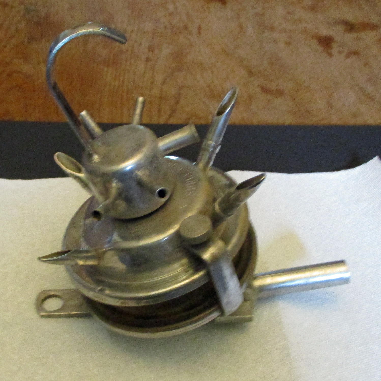 Claw, Mini Cup W/ Shut Off - Image 6