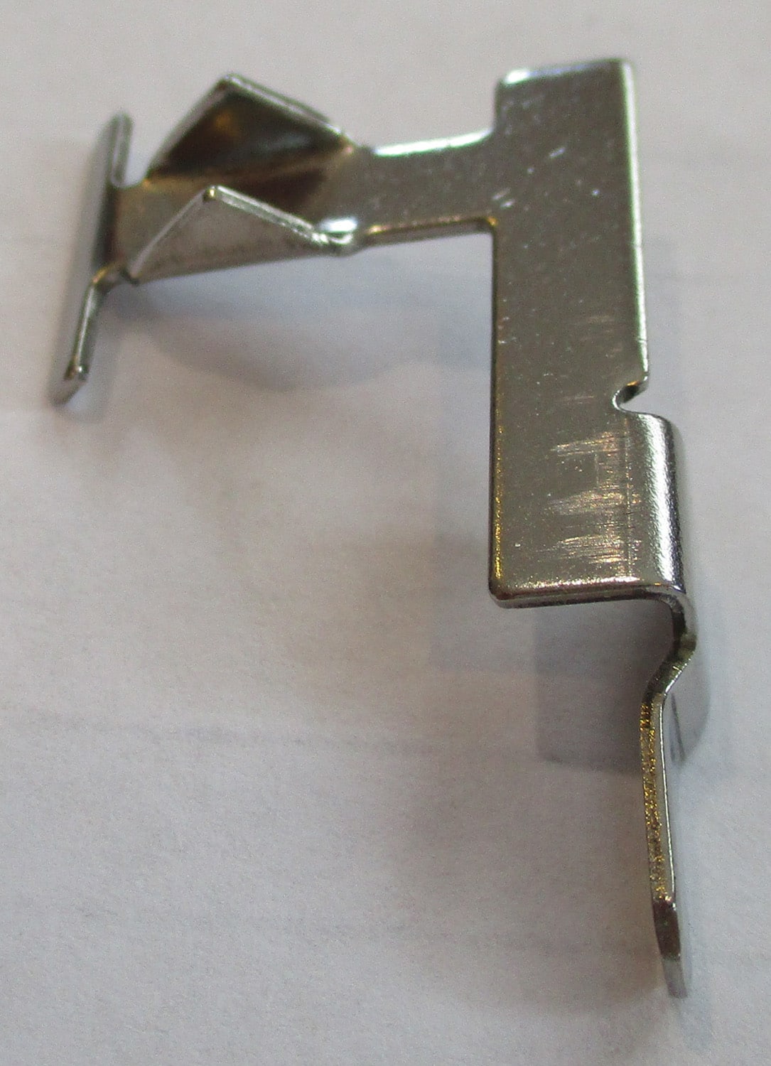 Contact for Pulsator, Left 3 Contact for Pulsator, Left
