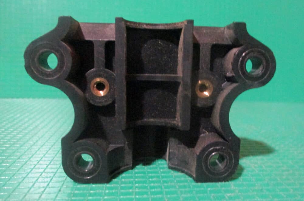 Connector Bottom, 2 3/4&Amp;Quot;L