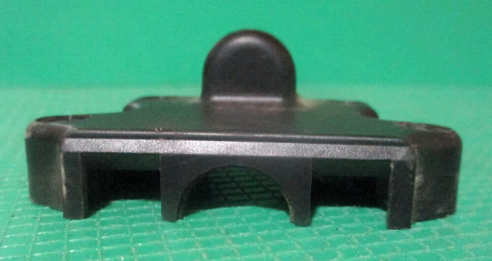 Connector Bottom, 2 3/4&Amp;Quot;L