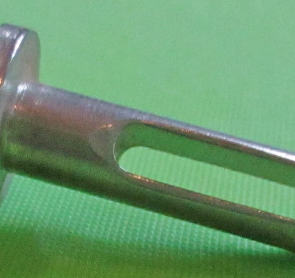 Air Valve '4', 1"L, 1/4"OD