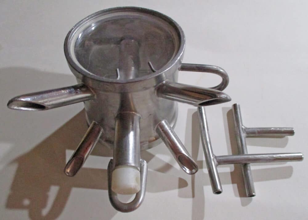 Claw, Barrel, W/Air Divider, Top Unloading For Parallel Parlor