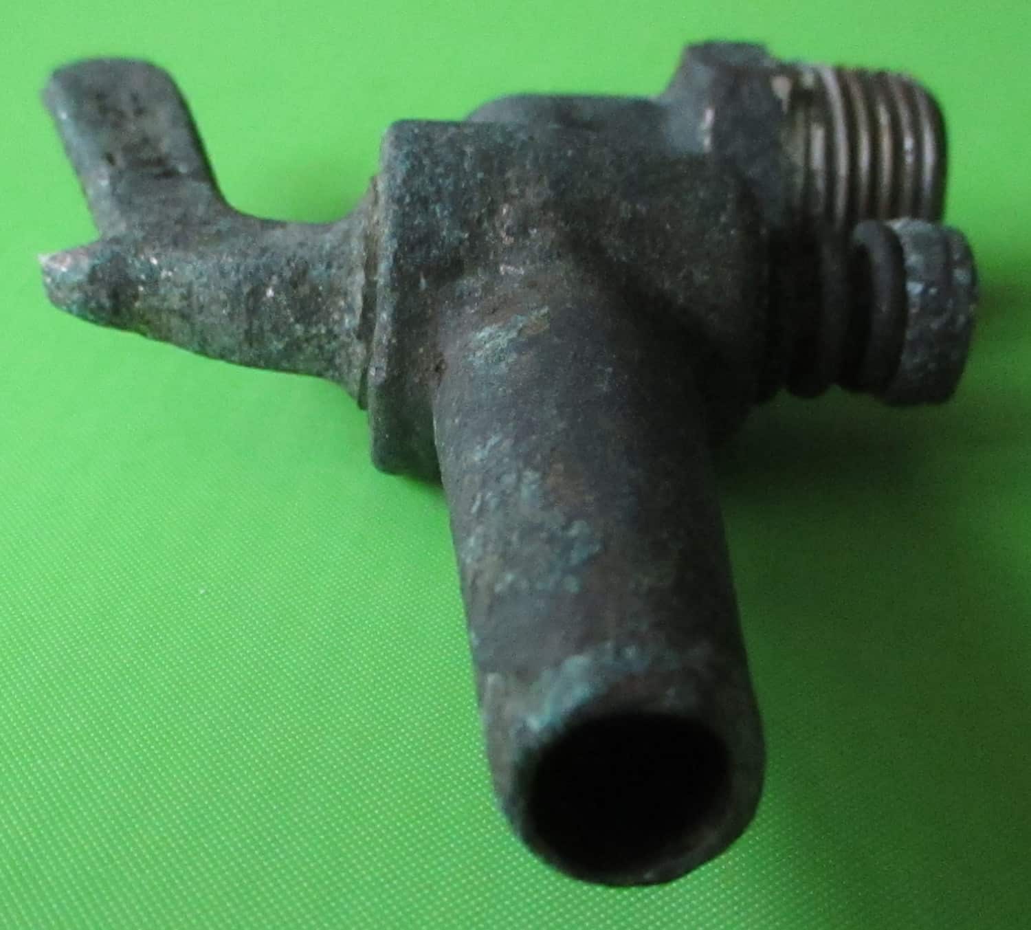 Petcock Valve 5 Petcock Valve