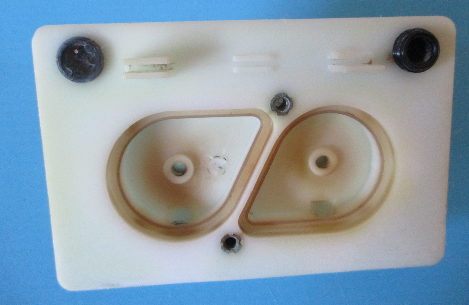 Universal Pulsator Base for Plastic Elbows 4 Universal Pulsator Base for Plastic Elbow