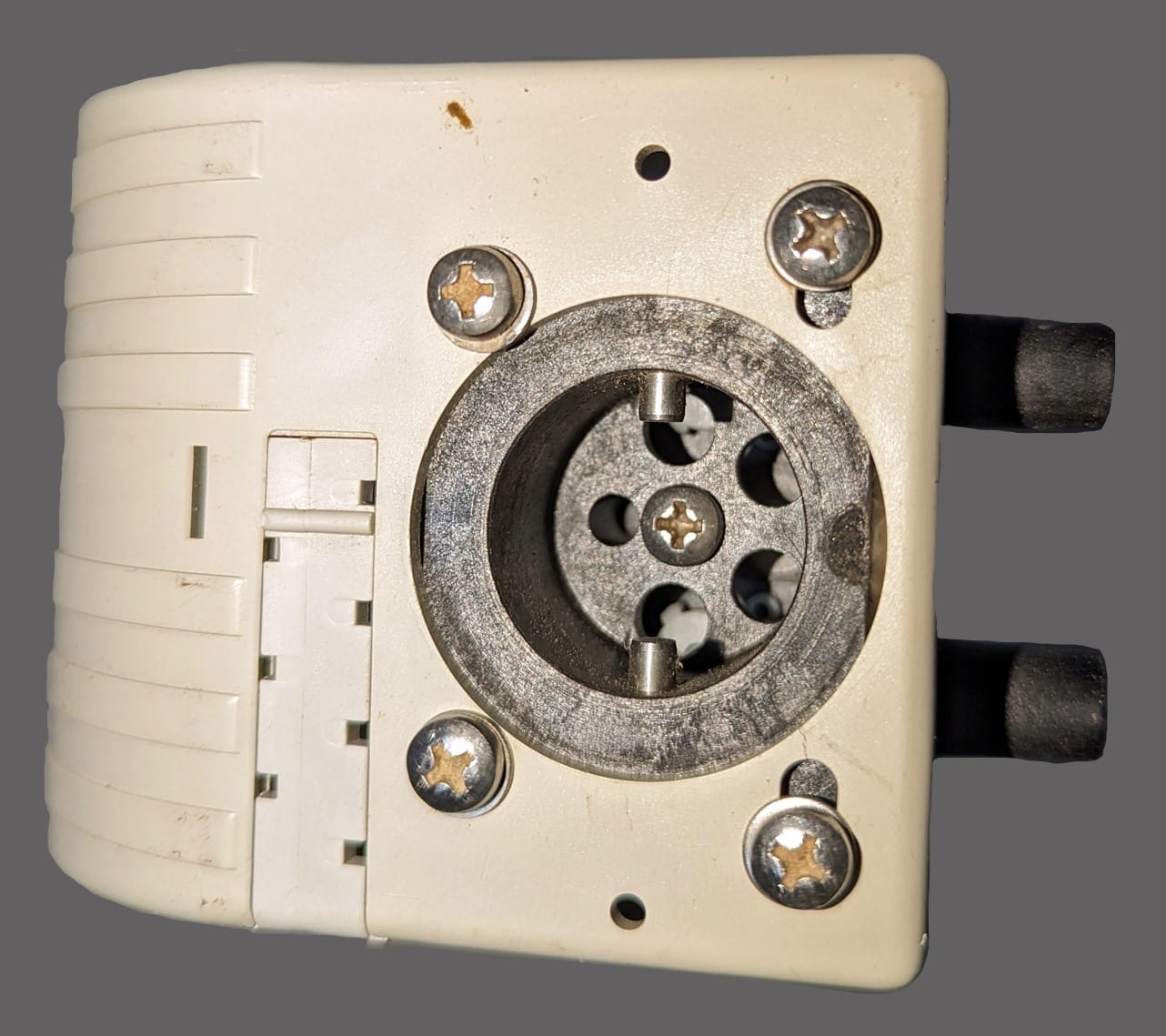 Pulsator, Apex M for Parts Only/Missing 1 Coil 7 close up