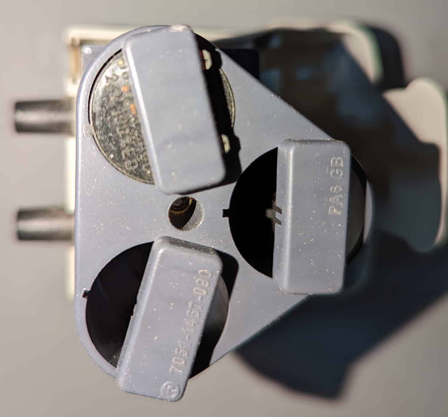 Pulsator, Apex M for Parts Only/Missing 1 Coil 8 close up