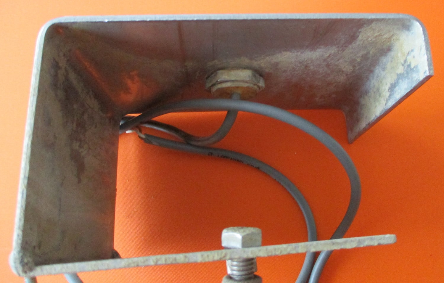 Piezo Switch w/Bracket