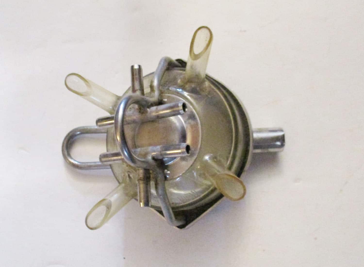 Claw Universal W/O Shutoff