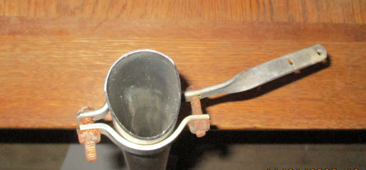 Pipe, 1-1/2″ SS Straight 36″L, Tri-Clover by Angle Cut with Metal Clamp Stop 6 36" Pipe, Clamp stop end view