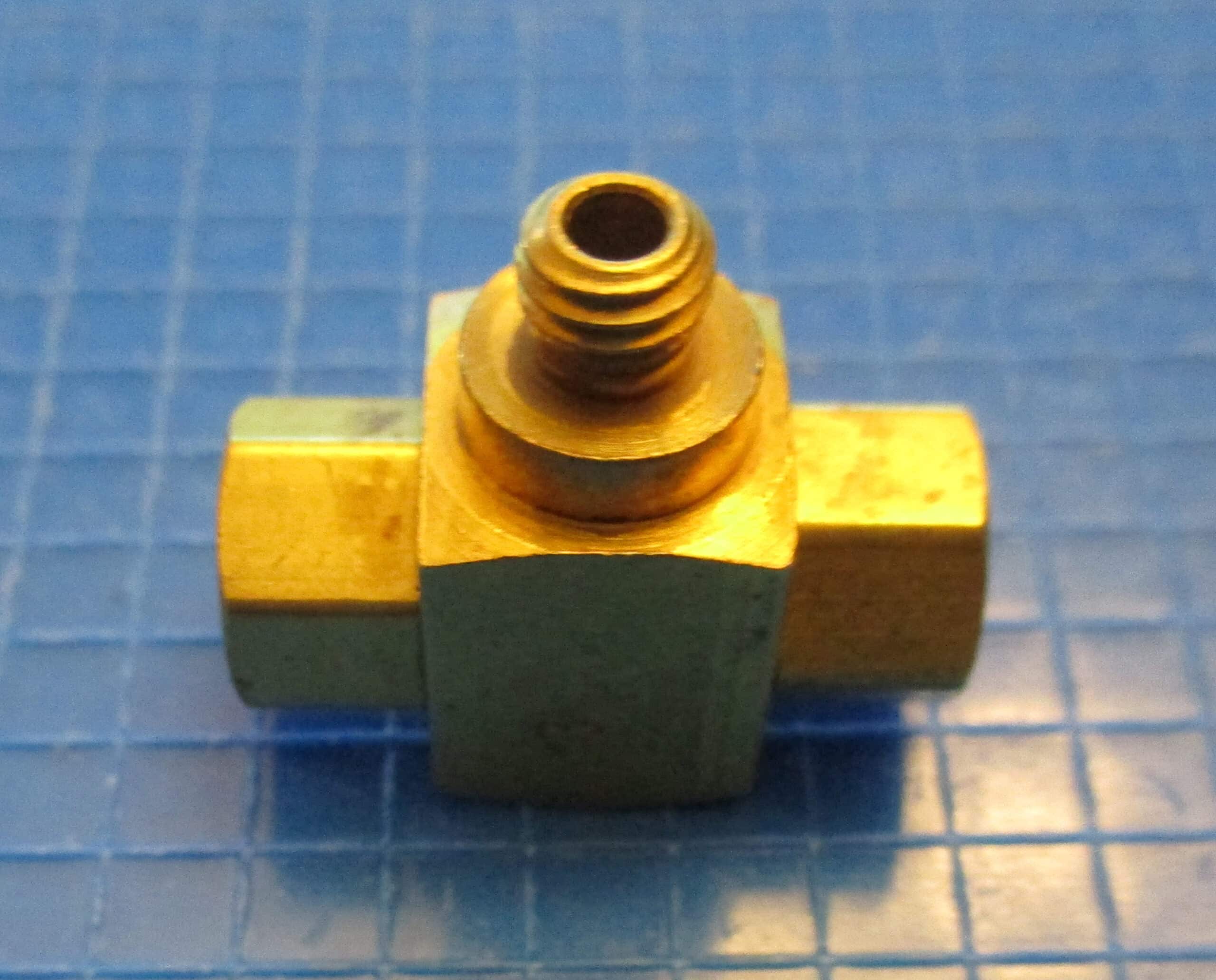 Shuttle Valve 10-32