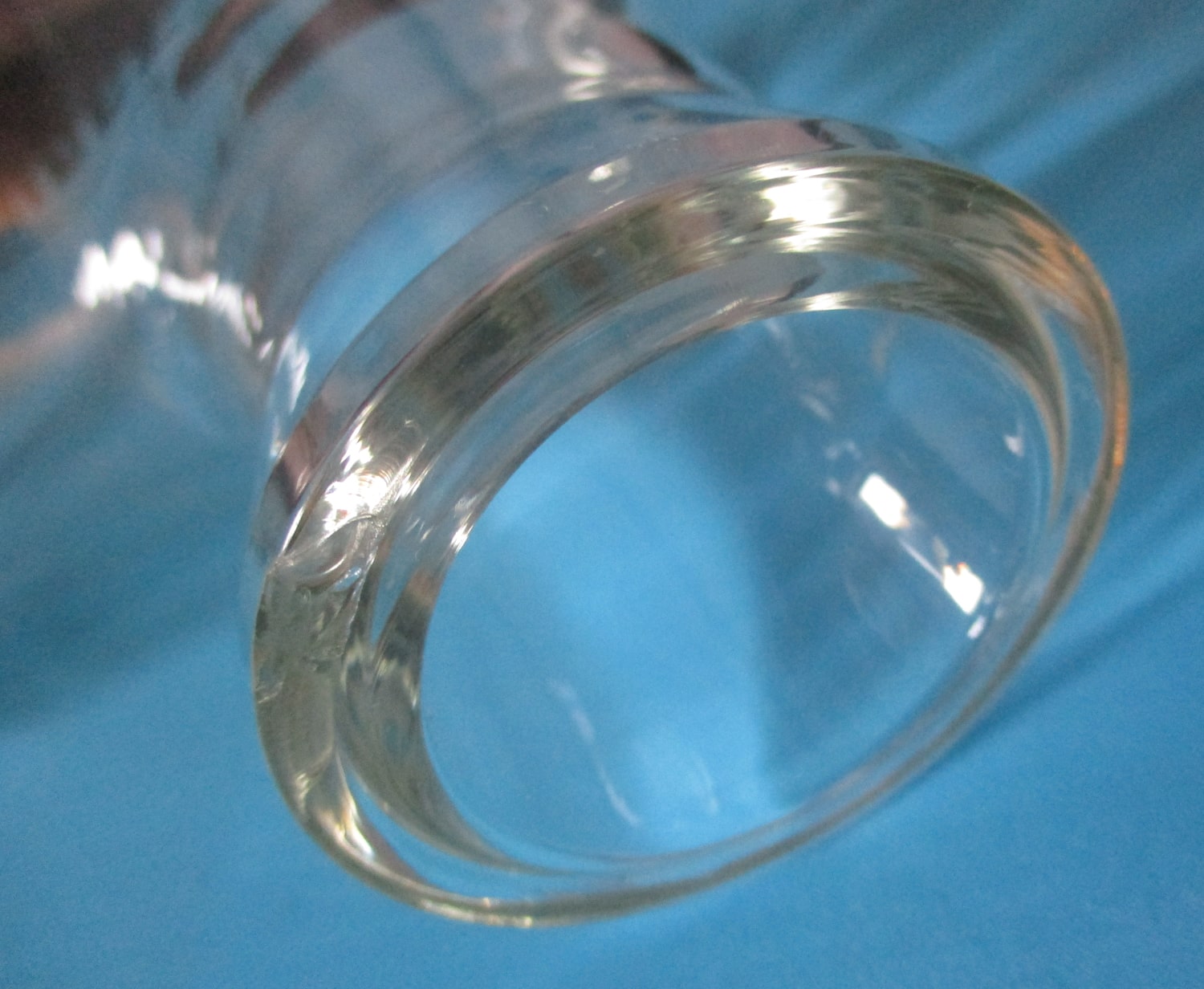 90° Glass Reducer Elbow, 2" to 1 1/2" 8 Elbow 90° glass 2" x 1 1/2"