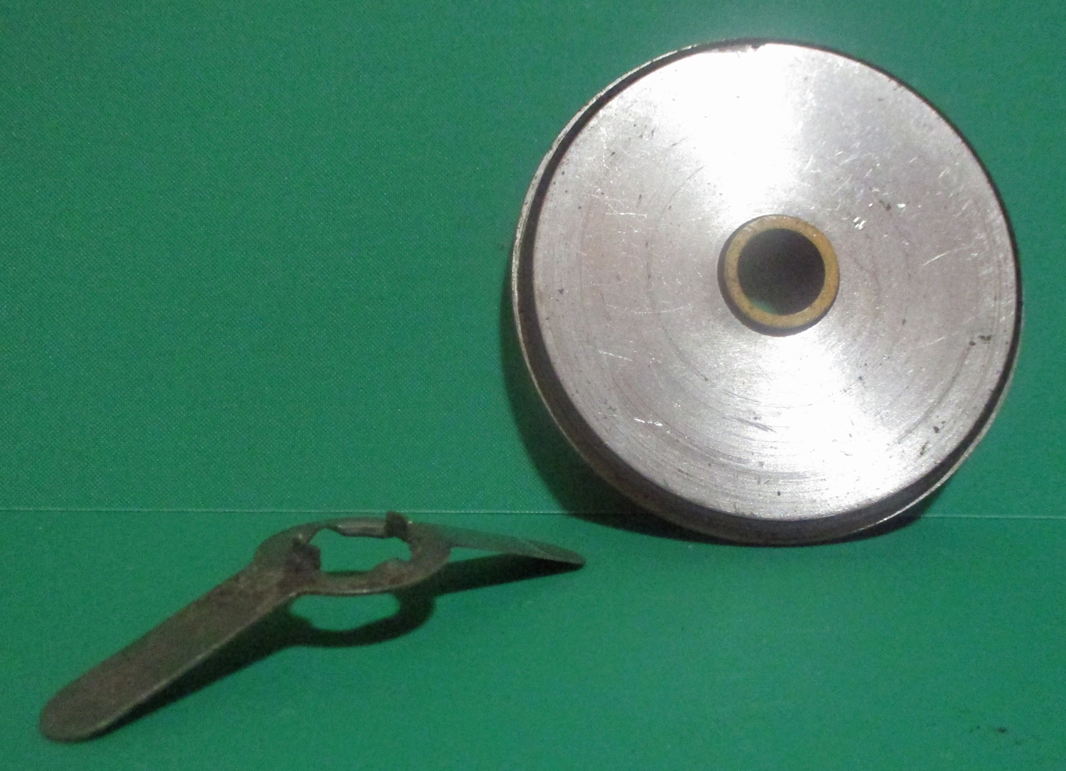 Backplate W/Spring For 1/3Hp Milk Pump 3&Amp;Quot;Od Main Photo