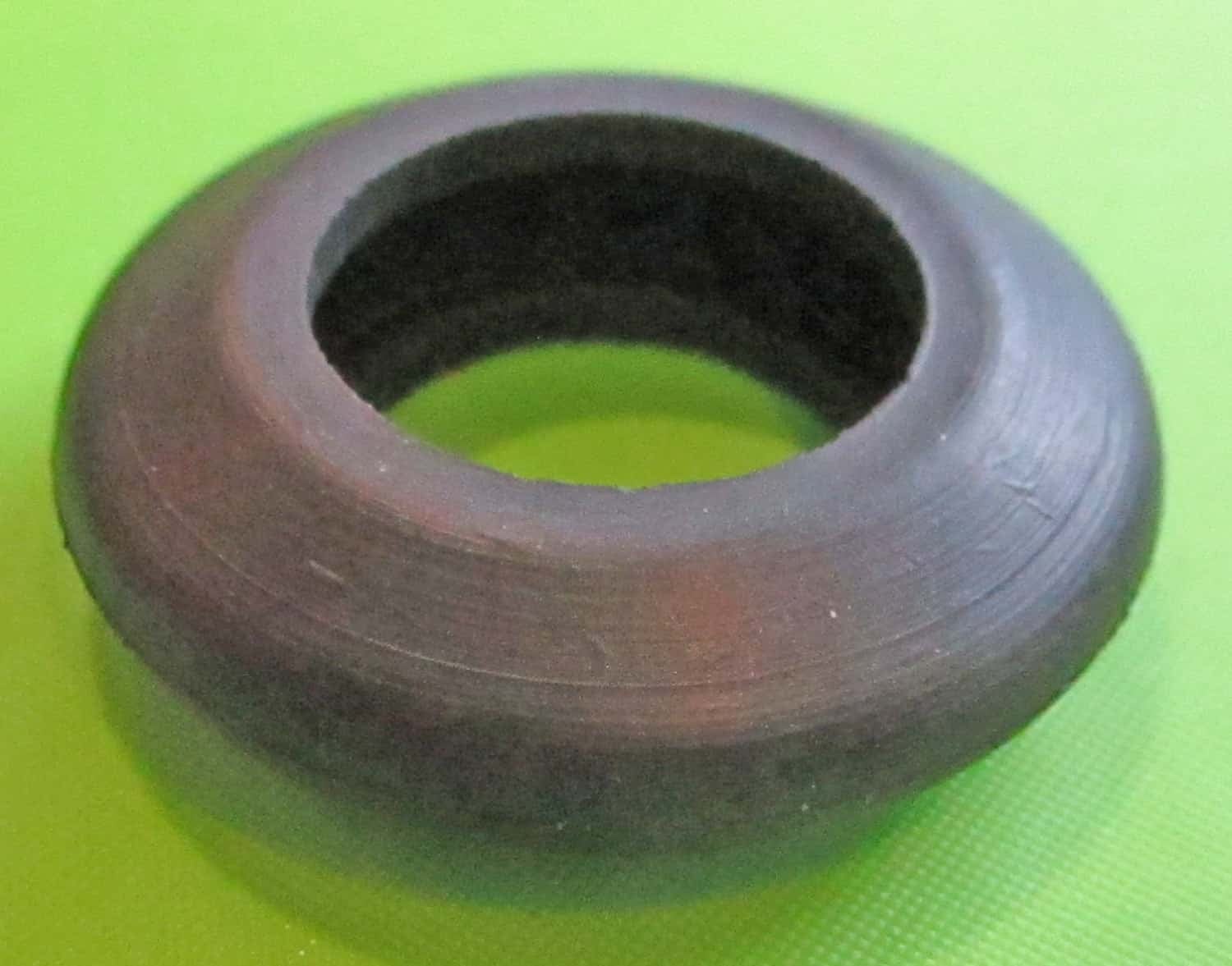 Rubber Seal, 1 1/2"OD, 13/16"ID 10 Rubber Seal, 1 1/2"OD, 13/16"ID