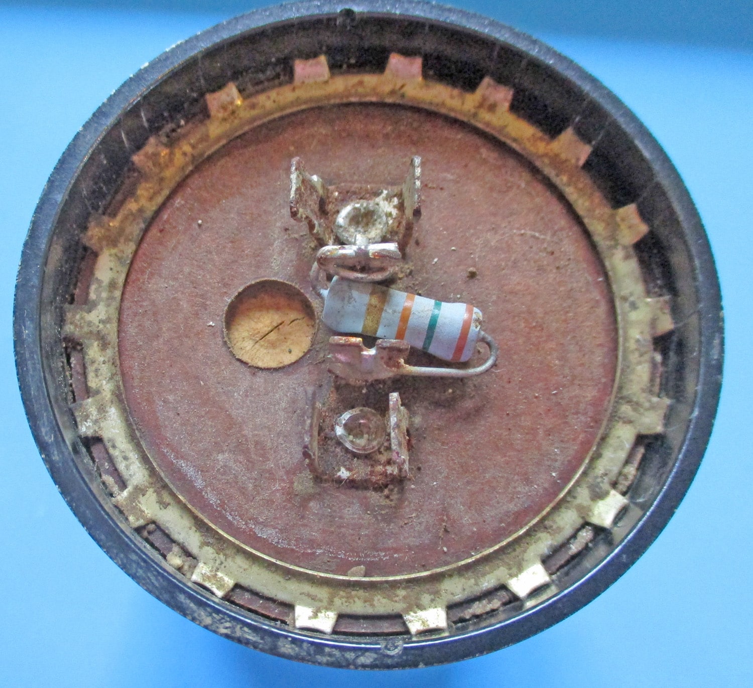 Capacitor, Start, W/Resistor, 135Mfd, 330Vac - Image 2