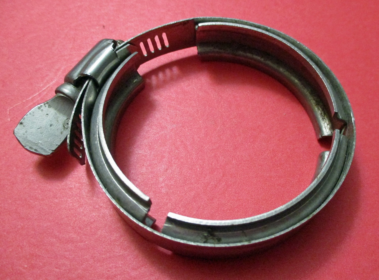 V-Clamp