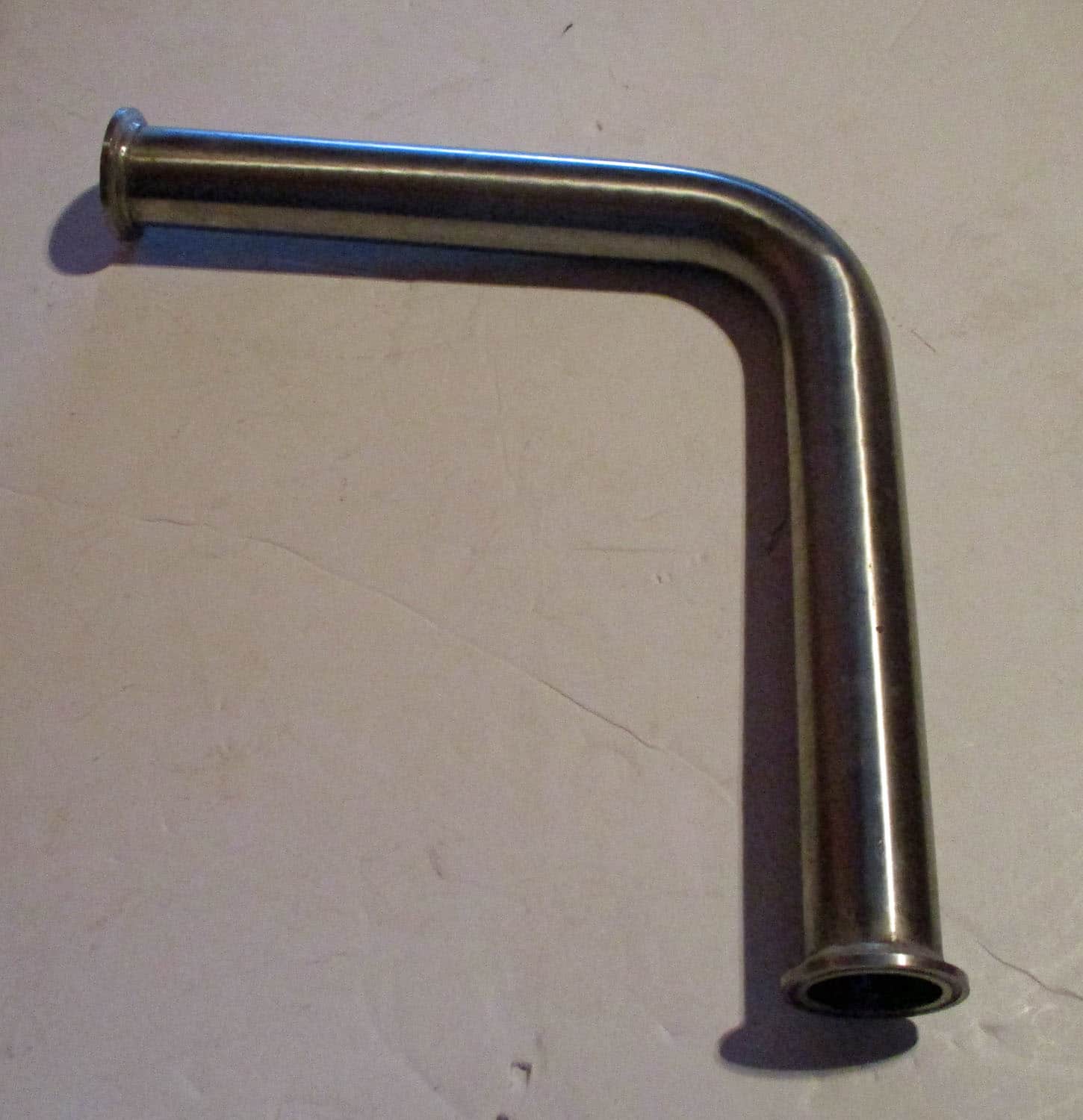 Elbow Trap 1 1/2" Pipe, 16 15/16" Across Ferrule End to Ferrule End 3 trap elbow full veiw