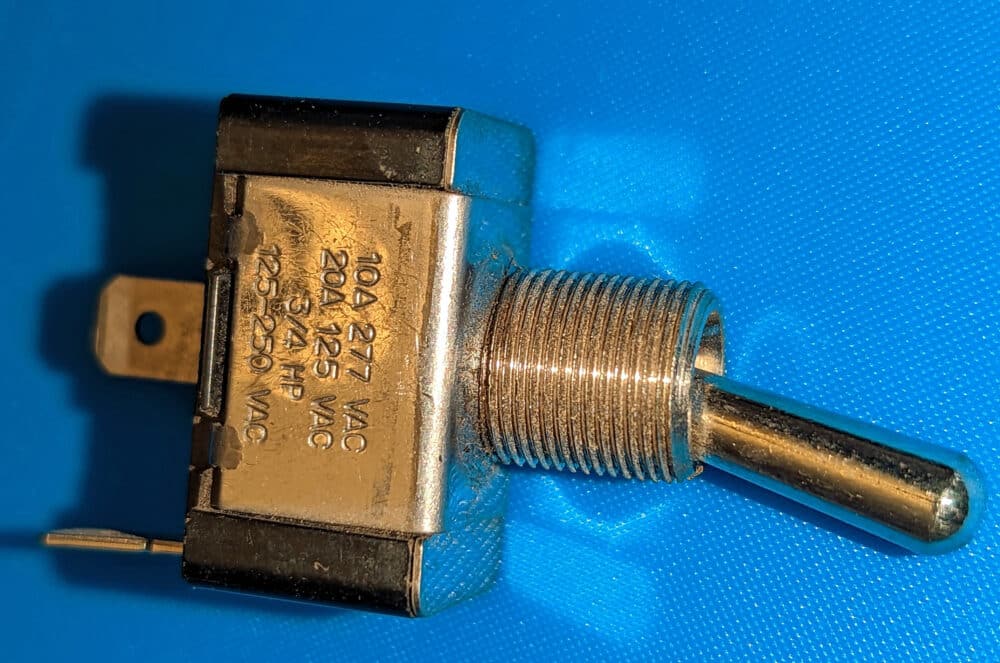 Switch, Heavy Duty Momentary Toggle Main Photo