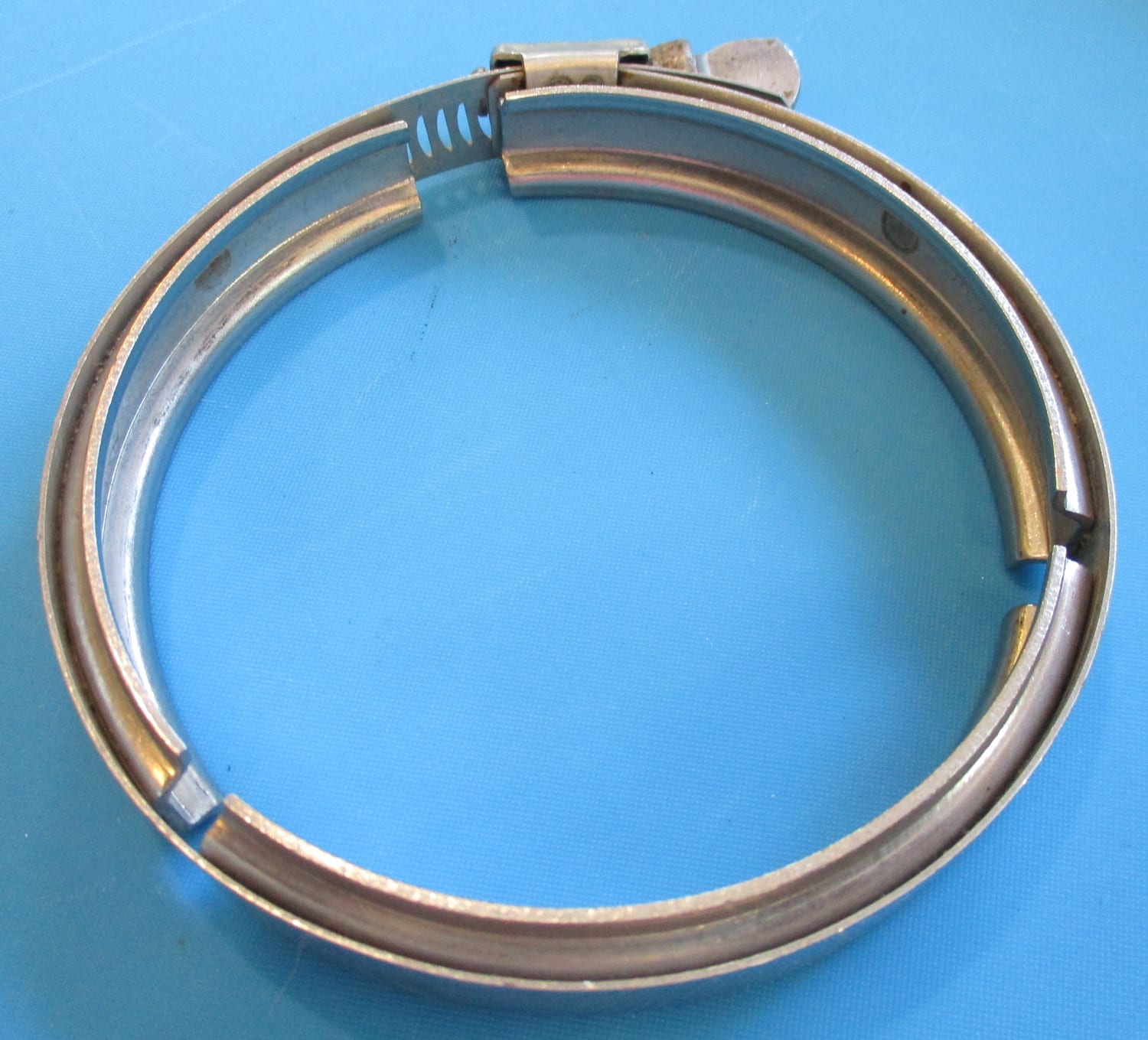 Clamp, V-Band for 4" Pipe 5 Clamp, V-Band for 4" Pipe - Image 3