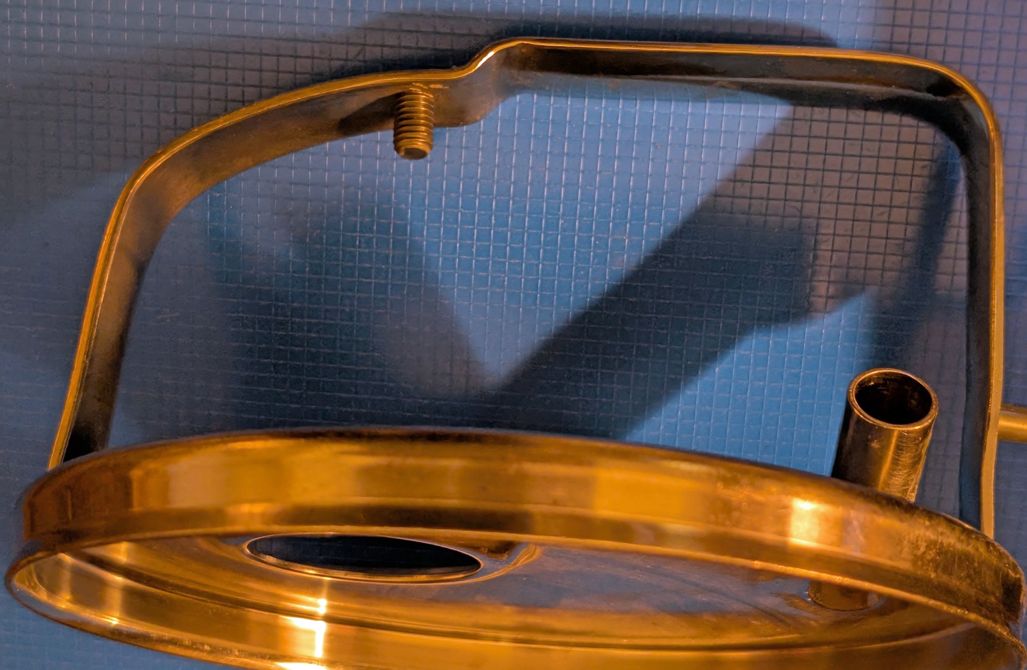Lid, Bucket w/One Pipe & Hole 6 Lid, Bucket w/One Pipe & Hole