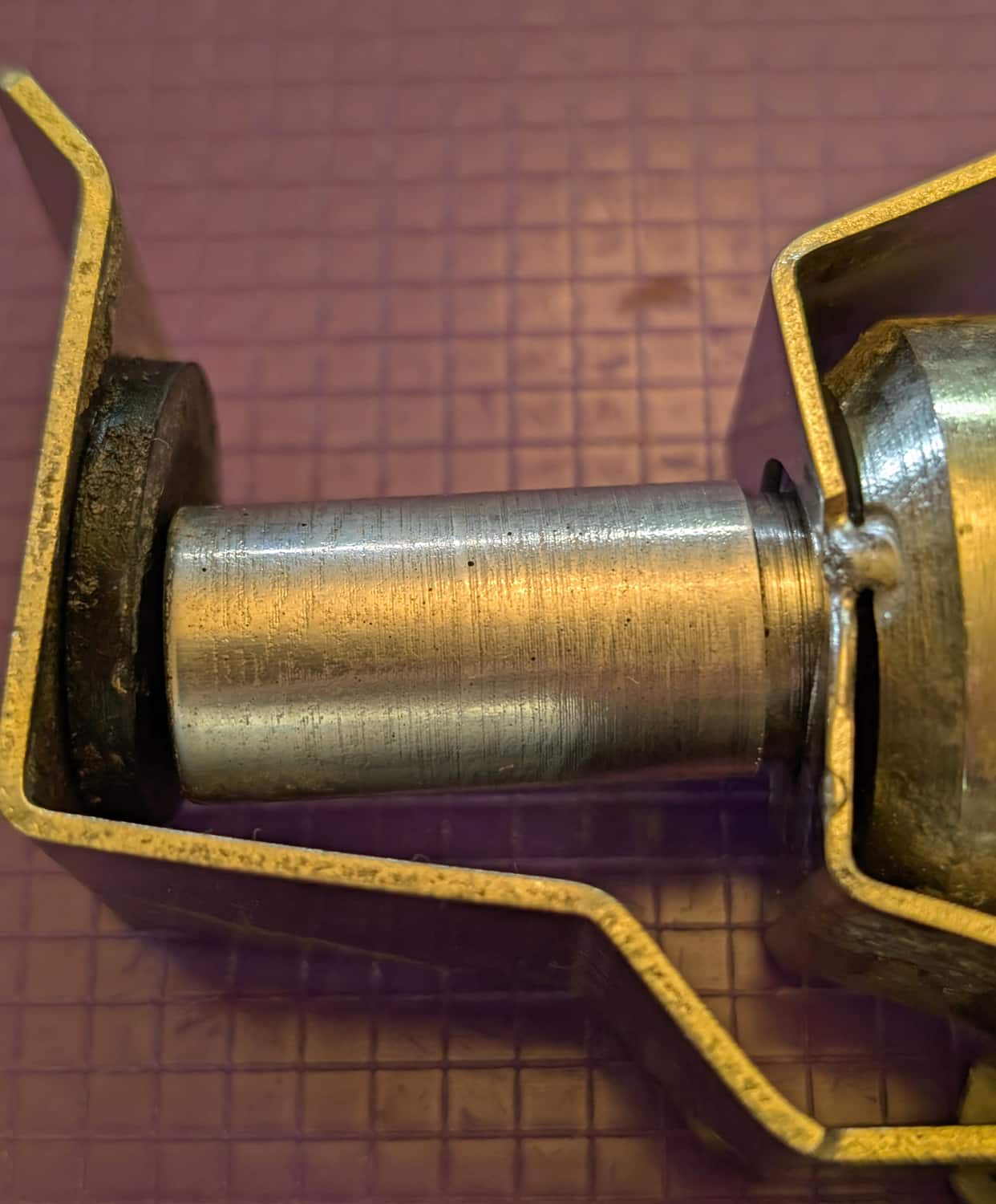 Spring-Loaded Clamp-On Nipple For 2&Amp;Quot; Pipe