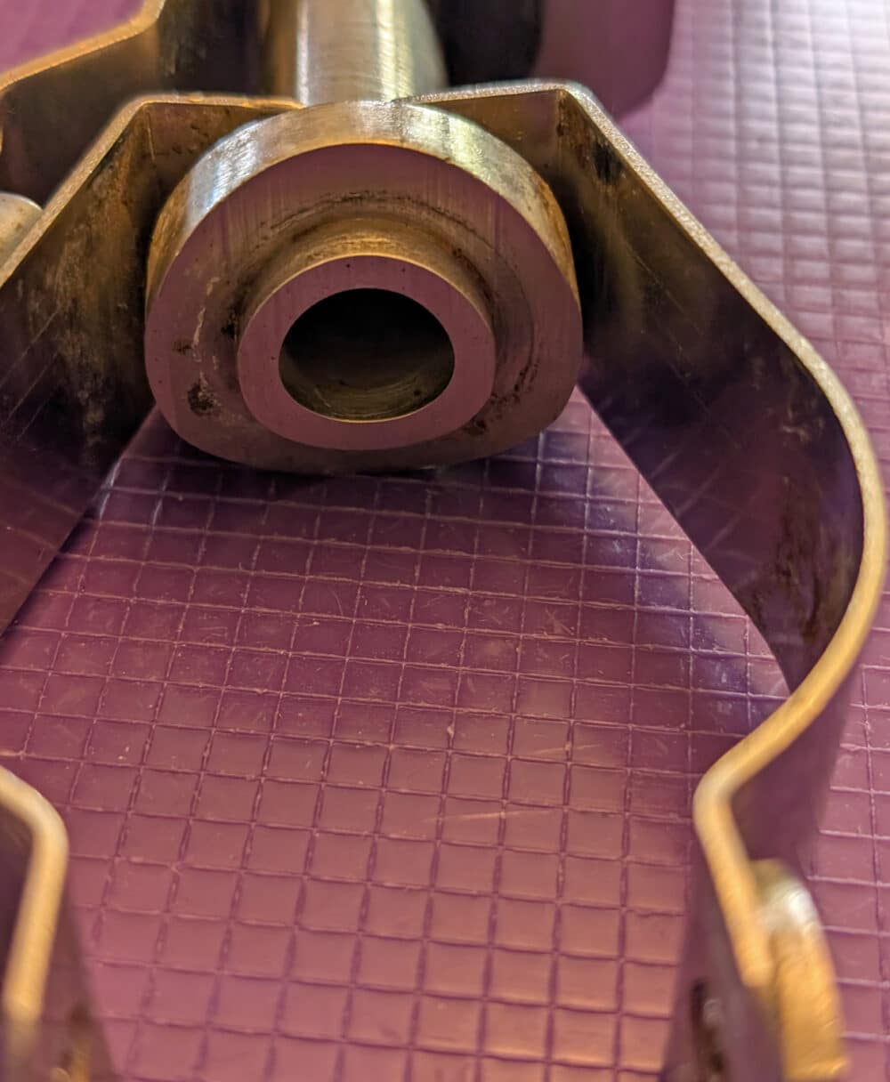 Spring-Loaded Clamp-On Nipple For 2&Amp;Quot; Pipe
