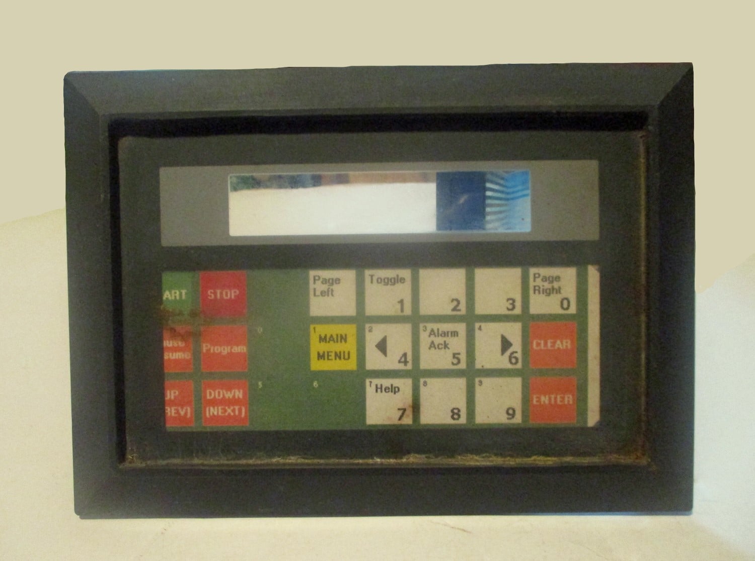 MicroLogix 1000 w/Card 24VDC & Keypad for Parts 12 close up