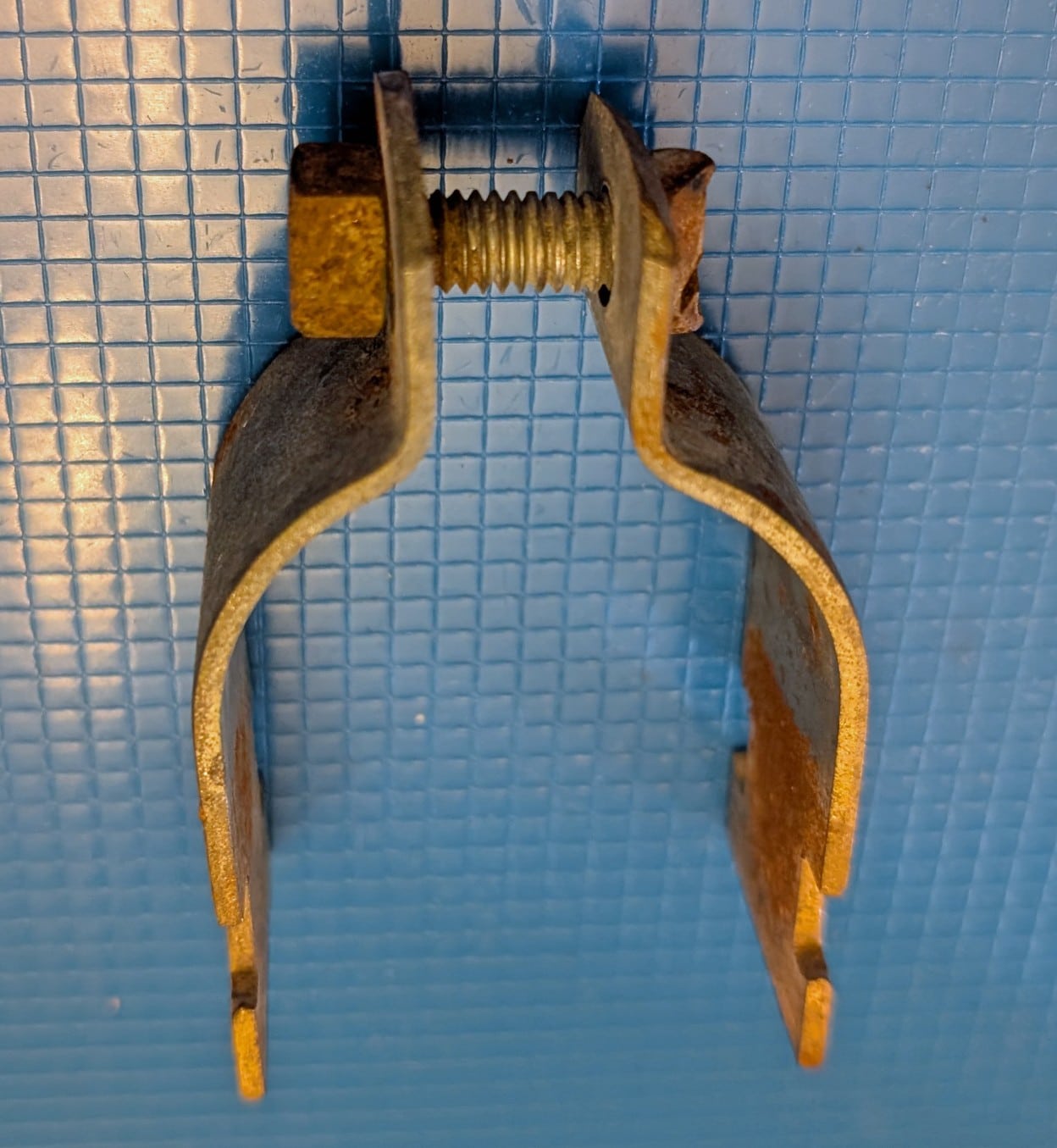 Clamp for 1 1/2" Pipe 4 Clamp for 1 1/2" Pipe