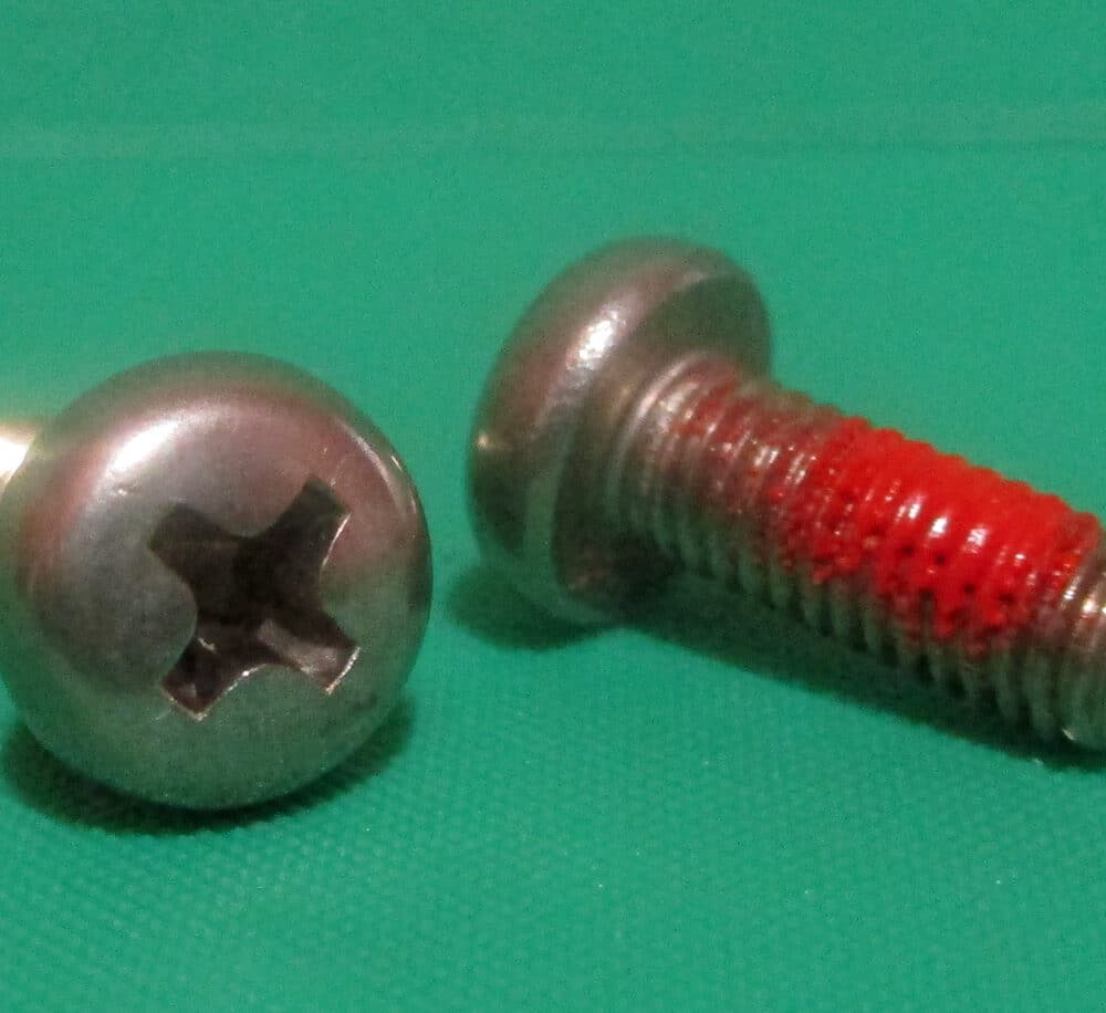 Screw, Phillips, Pan Head, Ss, 10-32 Thd Sz, 19/32&Quot;L O/All, Pkg/2 Main Photo