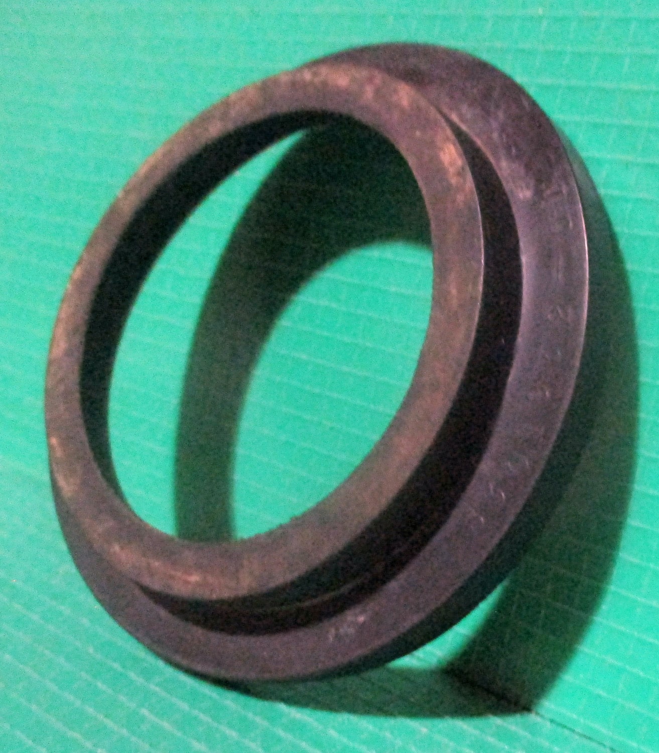 Beveled Gasket, 3 1/16"OD 5 Beveled Gasket, 3 1/16"OD