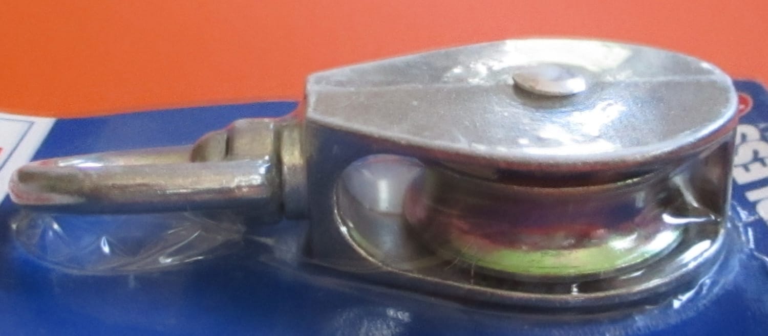 Swivel Pulley, 1 1/2" 4 Swivel Pulley, 1 1/2" - Image 2