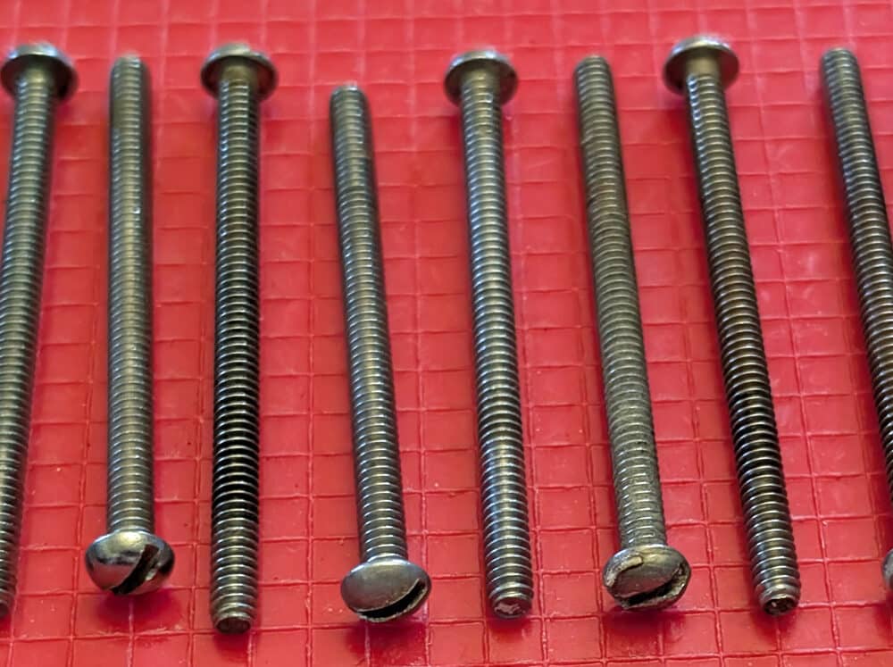 SS Screw, RH SL, 2 1/8"L, #6-32 THD SZ, Pkg./10